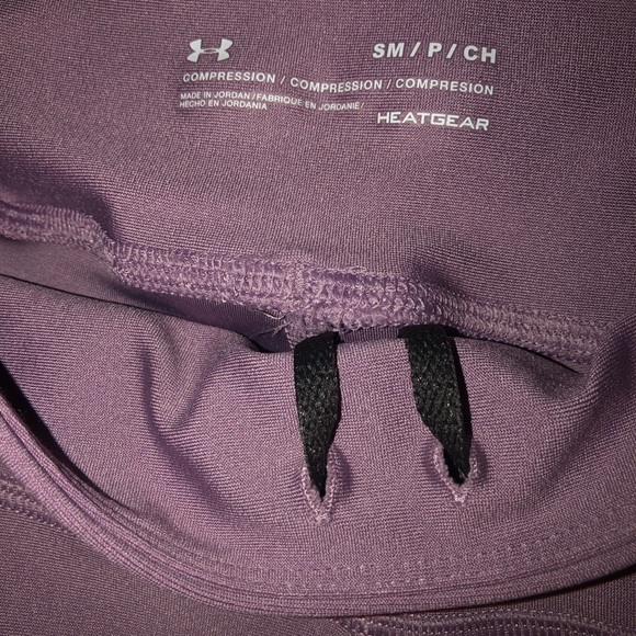 Under Armour Fly Fast legging in reflective purple. Size small NWT. - Picture 3 of 3